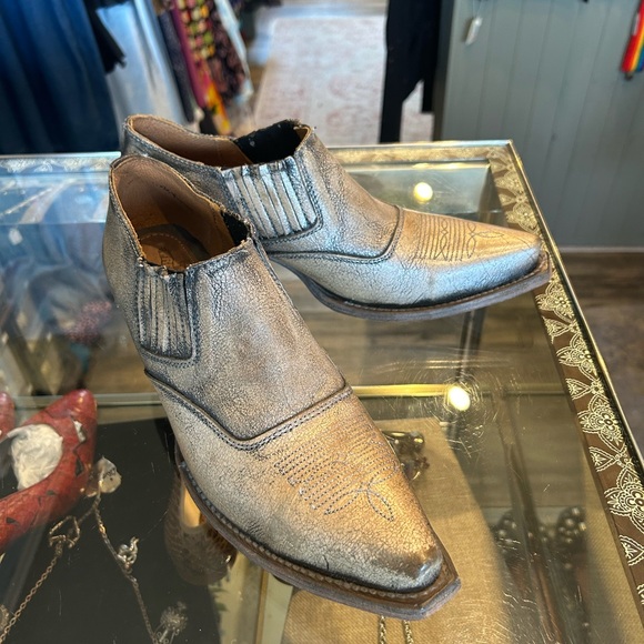 Freebird Metallic Ankle Booties - Picture 8 of 10